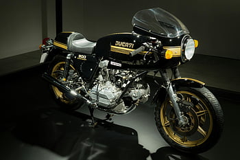 Ducati Hitam, Cafe pembalap, sepeda motor, Ducati vintage, 900 Super Sport, Lantai showroom, Desain klasik, Sepeda ducati, Sepeda Motor Retro, sepeda sport, Gaya pembalap kafe