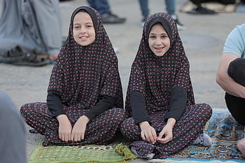 children, kids, strip, hijab, childhood, people, gaza, palestine, war