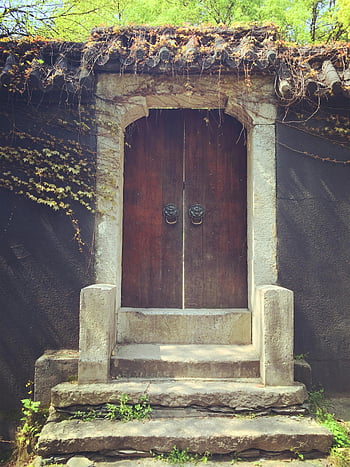 arsitektur Cina kuno, changsha, Pintu masuk kayu bersejarah, pintu kayu coklat tertutup, Pintu Cina Tradisional, tangga batu, Dinding yang tertutup ivy, bangunan bersejarah, warisan budaya, pintu masuk kuno, pintu batu