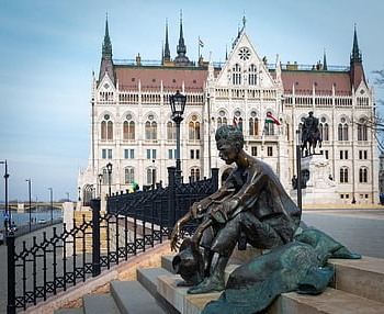 attila, Jozsef, socha, budapešť, parlament, Maďarsko, bronz, sochařství, kov