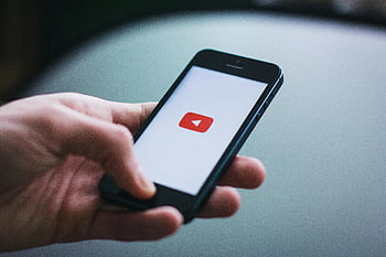 osoba, trzymać, szara przestrzeń, iphone 5, youtube, aplikacja, smartfon, dłoń, urządzenie, technologia, ekran