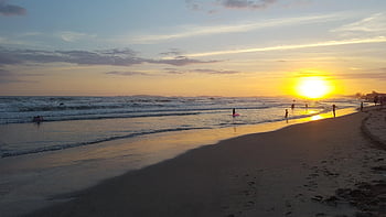 Atardecer, Playa, ทำลาย
