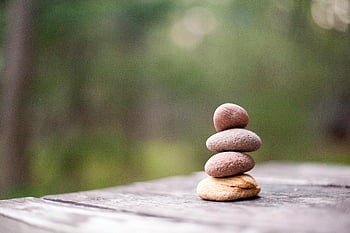 čtyři skalní útvary, skládané kameny, Zůstatek, klid, Přírodní venkovní nastavení, rock stohování, venkovní fotografie, fotografování přírody, klidné scény, kamenná bilance, klidné prostředí