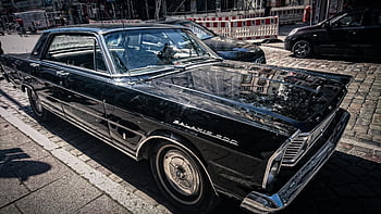 berlina nera, macchina vintage, ford galaxie 500, Design automobilistico classico, Amburgo Street, auto parcheggiata, Ford nero, fotografia d'epoca, automobile classica, fotografia di strada, Appassionati di auto