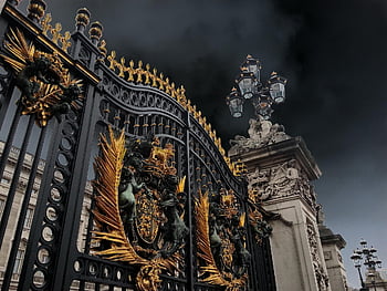 buckingham Palace Gates, buckingham Palace, london, england, gate, royal, uk, gold, europe, tourism, building