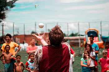 juggler, clown, juggling, circus, funny, entertainment, balls, colorful, artist, color, comedy