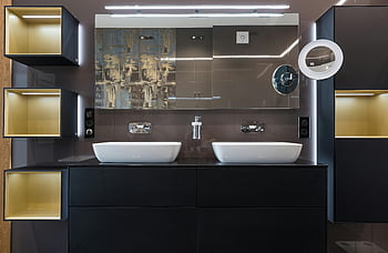 moderne badeværelse, Dobbelt synke forfængelighed, Stilfulde skabe, Stor spejl, Moderne oplyst badeværelse, Hvide dræn, træskab, Slank moderne, oplyst badeværelse, moderne design, Badeværelse design