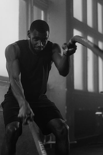 Mann, crossfit, Fitnessstudio, Ausbildung, Seile, drinnen, fokussiert, Fitness, Übung, trainieren, Intensität