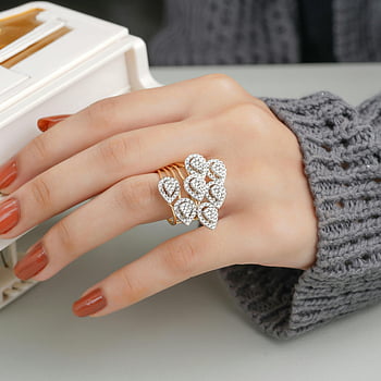 diamond ring, luxurious jewelry, elegant fashion, close-up hand, expensive accessories, high-end jewelry, fashion accessories, diamond jewelry, elegant style, luxury accessories, hand jewelry