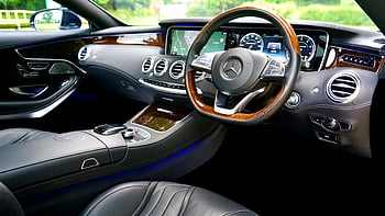 harmaa turvaistuimen kansi, ylellinen auton sisustus, moderni kojelauta, nahkaistuimet, mukavuus, tyyli, tyylikäs muotoilu, Auton sisustussuunnittelu, high-end-auto, auton istuimet, kojelaudan suunnittelu