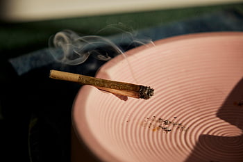 połączenie, palenie, popielniczka, chwast, palić, przed filmem, Cbd Pre Roll, tępy, konopie, Ganja, zbliżenie