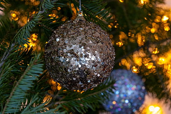 Noel, mermi, Noel topları, Noel süsleri, Noel ağacı, ışıklar, bayram mevsimi, Noel zamanı