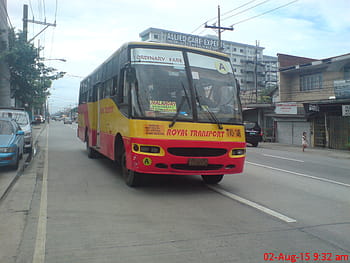 Rovalská transport, Malanday, hospoda, Mc Arthur Highway, Camanava, Provoz města, Běžné jízdné, Nissan Diesel, ud, Santarosa Filipíny, autobus