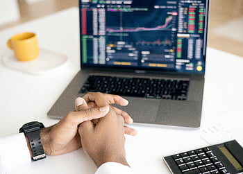 Analýza akciového trhu, finanční plánování, analýza dat, Skladové trendy, Analýza trhu, finanční zpráva, obchodní strategie, investiční strategie, burza, Digitální práce, grafy a grafy
