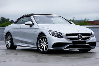 Mercedes-Benz S63 AMG, Convertibile d'argento, macchina di lusso, design moderno, Parcheggio all'aperto, veicolo elegante, Mercedes-Benz, auto convertibile, vetrina esterna, posteggio, automobile di lusso