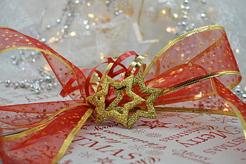 هدية مجانية،  هدية القوس،  عيد الميلاد عزر،  قوس أحمر،  عيد الميلاد،  حفلة عيد الميلاد،  نجمة،  نجمة عيد الميلاد،  هدية عيد الميلاد،  معبأة بشكل احتفالي،  شريط