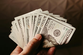 米国の100ドル紙幣、 お金のファン、 現金を持っている手、 富のシンボル、 財務代表、 私たちの通貨、 手にお金、 経済的成功、 キャッシュファン、 ドル札、 ウェルスファイナンス