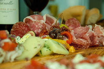 антипасти, за старта, Италия, Italia, сирене, formaggio, салам, евтино некачествено вино, Rosso, вино росо, червено вино
