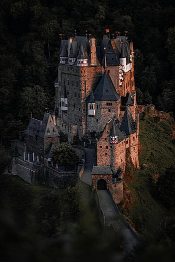 eltz schloss, Deutschland, gotische Architektur, üppiges Grün, Mittelalterliche Burg, Europäisches Schloss, historisches Wahrzeichen, szenische Ansicht, Architektures Wunder, Reiseziel, Deutsches Schloss