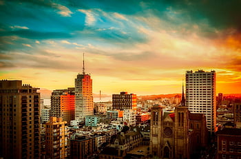 San Francisco Stadtbild, Golden Gate Bridge, Sonnenuntergang, städtische Atmosphäre, Gebäude, bewölkter Himmel, leuchtende Farben, Stadtblick, Wolkenkratzer, Dom, Ufergegend