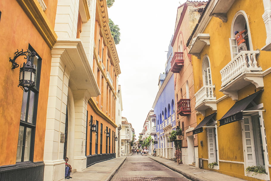 Cartagena, Colombia, traditional houses, colonial architecture, historic street, vibrant colors, colonial buildings, city center, travel destination, South America, street scene