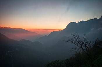 غروب الشمس،  الجبال،  خيال،  ضباب،  الغسق،  مساء،  المناظر الطبيعيه،  سلسلة جبال،  ممر جبلي،  طبيعة،  ذات المناظر الخلابة