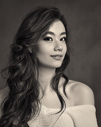 woman-model-make-up-hairstyle-beauty-portrait-thumbnail.jpg