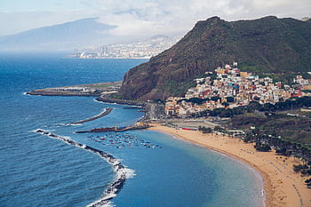 playa de las teresitas, tenerife ve Španělsku, letecký pohled, hory, oceán, san andres, Ohromující pláž, pobřežní město, scénické krajiny, Kanárské ostrovy, Španělsko