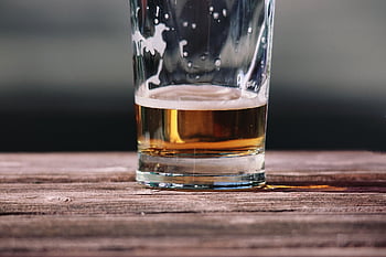 bierglas, bier, drinken, glas, biertuin, gastronomie, ober, service, alcohol, gerstensap, prost