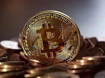 Bitcoin, cryptocurrency ดิจิตอล, เหรียญทอง, มุมมองระยะใกล้, กองเหรียญ, เหรียญ bitcoin, cryptocurrency, การเงิน, การลงทุน, เงิน, เทคโนโลยี