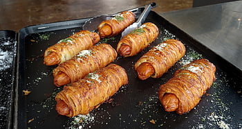 jídlo, recept, chléb, párek v rohlíku, pekařství, croissanty, pečeně, domácí výroba