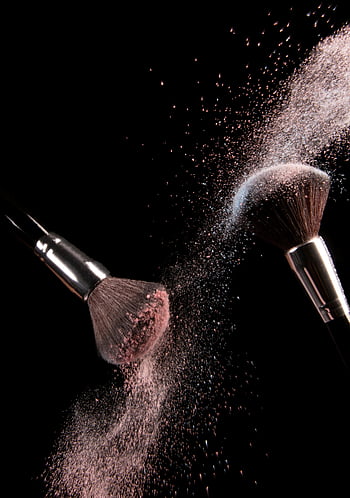 kosmetika, make-up štětce, práškový prach, exploze, vysokorychlostní zachycení, růžový prášek, pohyb, tmavé pozadí, krása, make-up nástroje, kosmetických výrobků