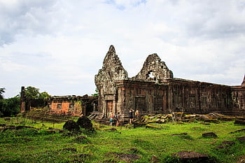 kamenná hradní zeď, zelená tráva, starověké zříceniny, Wat phou, světového dědictví UNESCO, Laos, zříceniny chrámu, historické místo, venkovní průzkum, kulturní památka, kamenná architektura