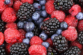 blue berries, blackberries, raspberries, close up photography, natural textures, fresh assortment, colorful berries, blueberries, fruit photography, berry textures, vibrant colors