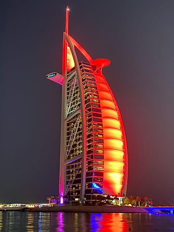 burj al arab, v noci, Dubaj, kultovní mezník, červené osvětlení, noční výhled, ohromující, architektura, luxusní hotel, nábřeží, Spojené arabské emiráty