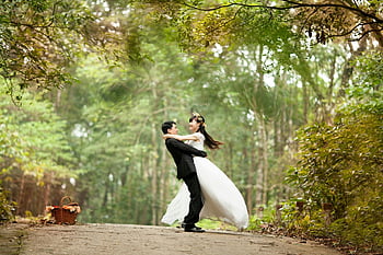wedding couple, forest wedding, outdoor wedding, enchanting wedding, charming couple, love celebration, beautiful forest, wedding ceremony, couple posing, outdoor ceremony, wedding photo
