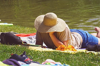 pique-nique, en train de lire, gars, Lac, relaxation, la nature, herbe, du repos, fermer, mâle, près du lac