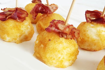 potato croquettes, crispy bacon, appetizers, round food, golden potatoes, bacon-topped, finger food, party snacks, bite-sized, savory snacks, appetizer bites