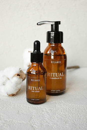 Relance-ritual, ansigt serum, hydrofil olie, hudplejeprodukter, Minimalistisk produktskud, bomuld, hudpleje, skønhed, kosmetiske produkter, Relance-mærket, Rituallinje