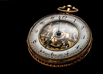 kulaté zlaté kapesní hodinky, Vintage Gold Pocket Watch, složitá ozubená kola, černé pozadí, detail, vintage hodinky, zlaté hodinky, kapesní hodinky, Sledujte rychlostní stupně, starožitné hodinky, Sledujte podrobnosti