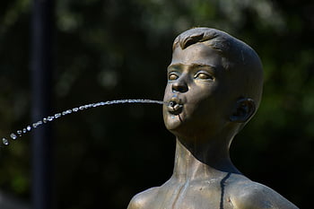 fontána, sochařství, voda, socha, bronzová socha, Příroda, kov, chlapec, detailní, bronz, portrét