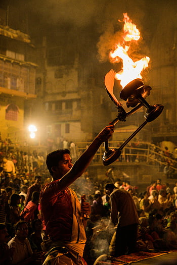 Aarti rituálé, gangesz folyó, Varanasi, India, fáklya, Ghátok, Férfi, szertartás, lelki, este, tömeg