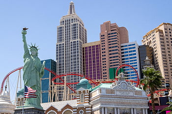Las Vegas skyline, New York-New York Hotel, replica Statue of Liberty, high rise buildings, Las Vegas, iconic skyline, Statue of Liberty, New York-New York, Las Vegas hotels, Las Vegas attractions, Las Vegas architecture
