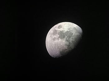çeyrek ay, yarım ay, ay kraterleri, yüzey detayları, Karanlık Gece Gökyüzü, kapatmak, çarpıcı, ay fotoğrafçılığı, astronomi, gök, gece gökyüzü