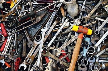detailní záběr, nejrůznějších nástrojů, klíče, kladivo, přeplněný vzhled, organizované nástroje, různé nástroje, kolekce nástrojů, hardwarové nástroje, dílenské nástroje, sortiment nástrojů