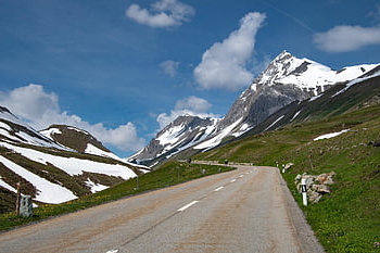 albula pass, zasněžené hory, horské krajiny, horské silnici, krajina, švýcarsko, Příroda, přírodní pozadí, příroda tapety, sníh krajina, motocyklistů