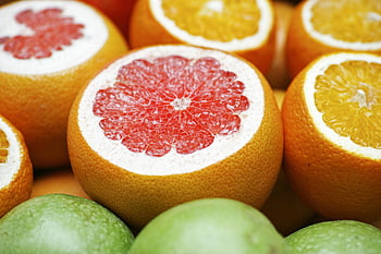 grapefruity, pomeranče, limety, citrusové plody, detailní fotografie, čerstvá snídaně, Šťavnaté ovoce, barevné ovoce, Plátky grapefruitu, plátky pomeranče, plátky limetky