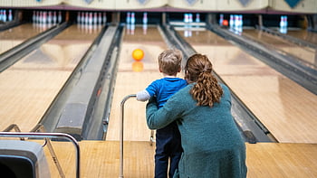 toddler, bowling, mom, child, bowl, childhood, pins, alley, ball, family, mother