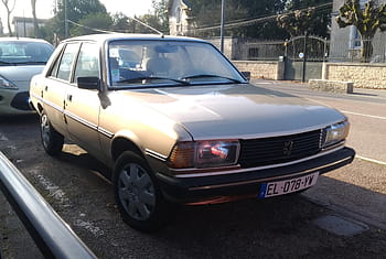 Peugeot, 305, car, 1981, vintage, vehicle, parked, street, Beaune, France, license plate