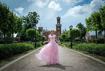 žena, zámecký park, quinceanera šaty, fantazie, květ, lilie, dáma, zahrada, plesové šaty, budova, architektura